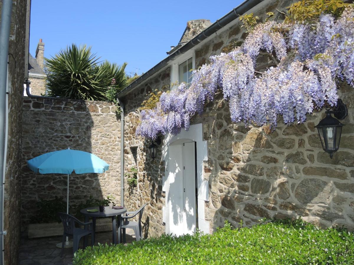 Clos De La Fontaine Apartment