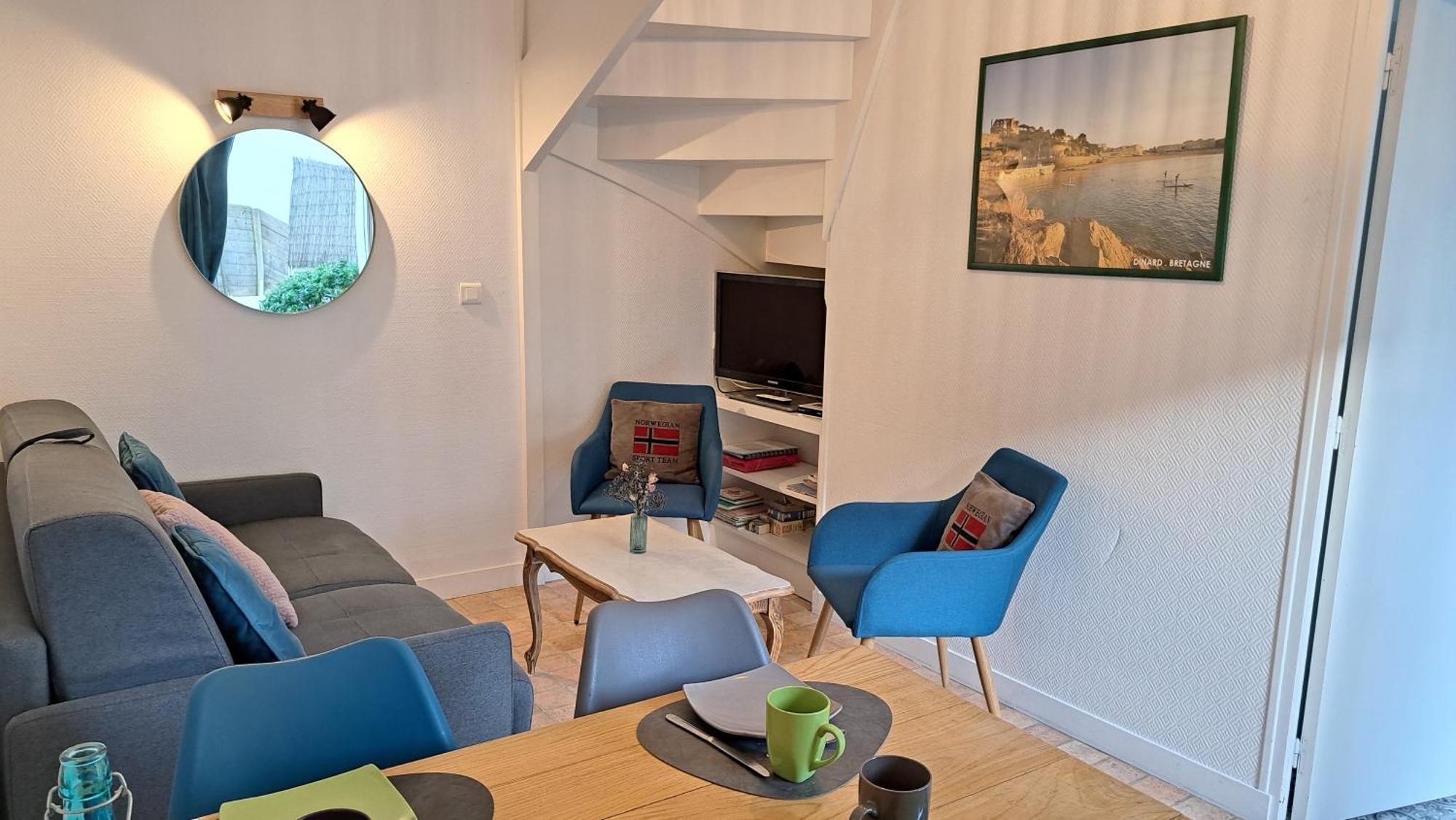 Clos De La Fontaine Apartment *