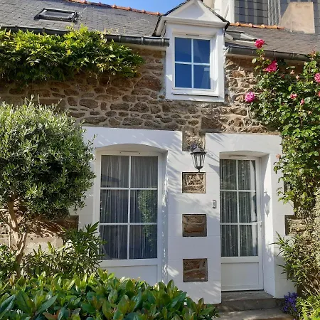 Clos de la Fontaine Dinard Extérieur photo