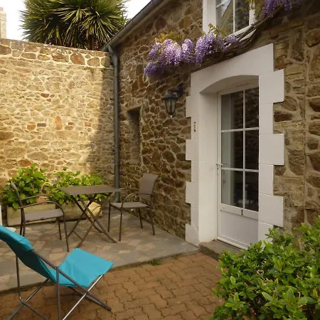 Clos de la Fontaine Dinard Extérieur photo